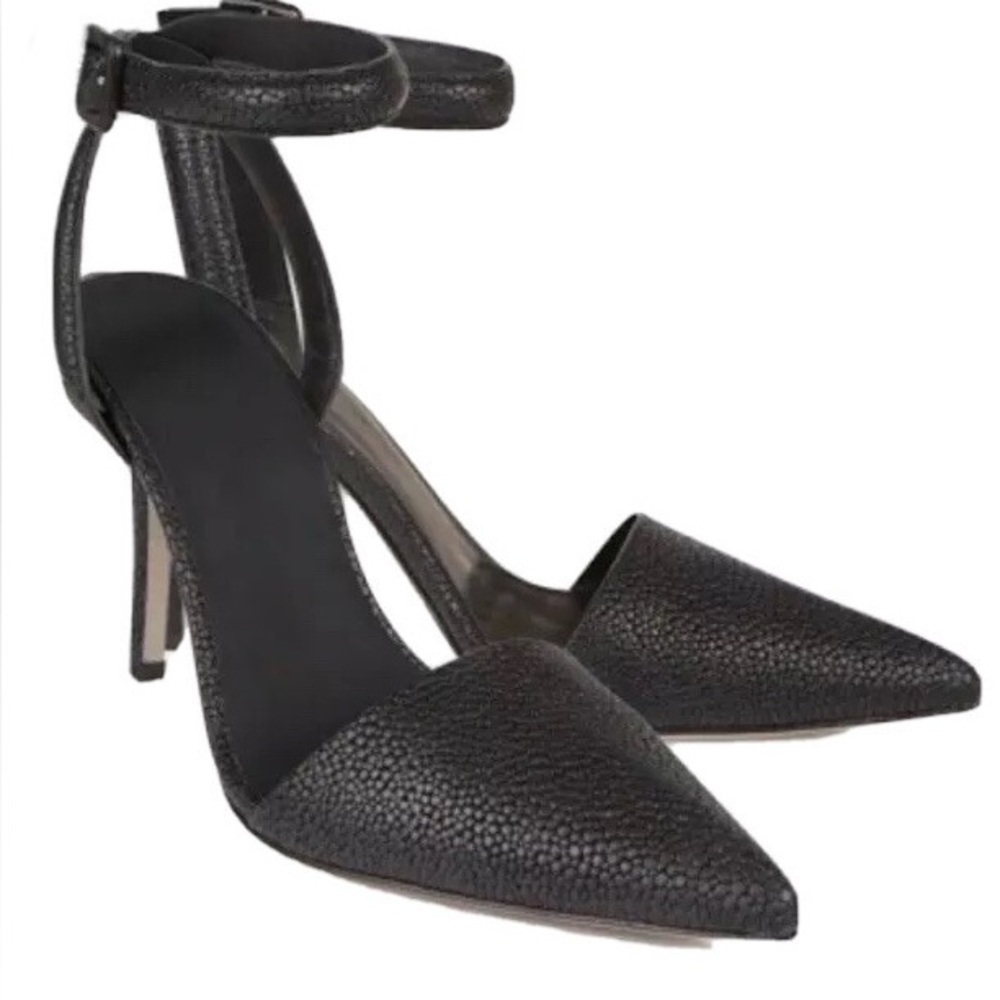 ALEXANDER WANG - Authentic Lovisa Pebbled Leather Pumps Black Size 38 1/2
